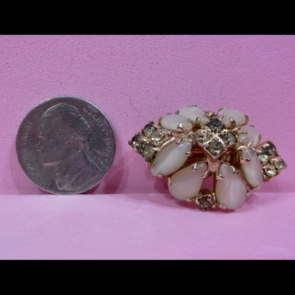 Vintage Earrings Faux Diamond Clip On - Picture 3 of 7